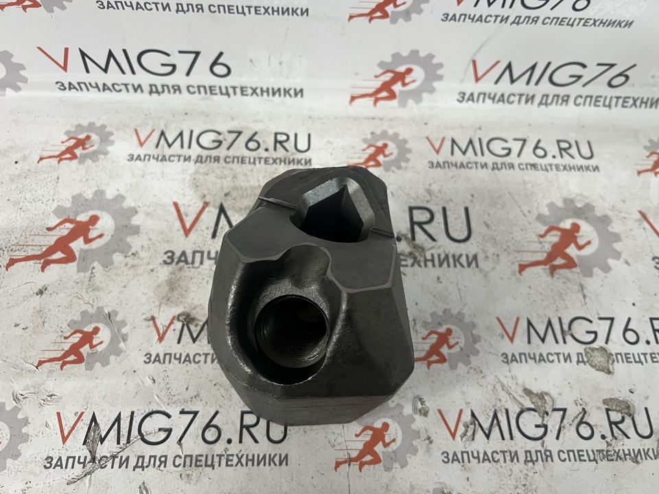 Букса Wirtgen HT11 (158502) левая